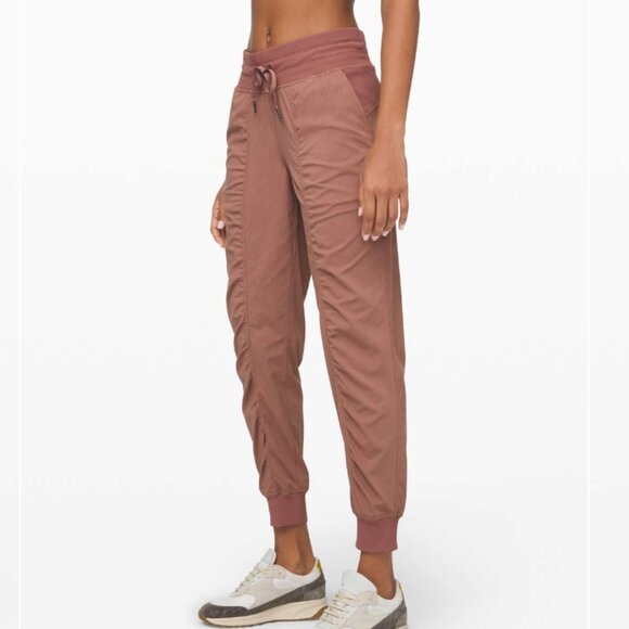 Lululemon Dance Studio Jogger Spanish Oak Size 12 - Picture 3 of 12